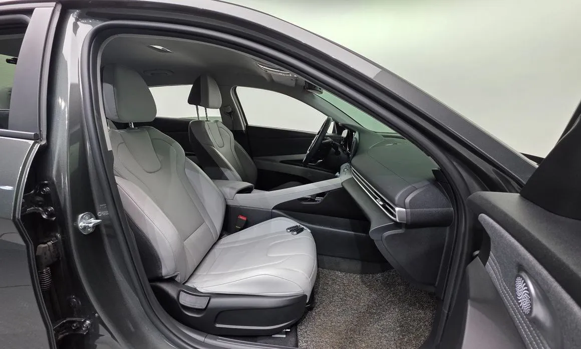 Hyundai AVANTE — фото 3