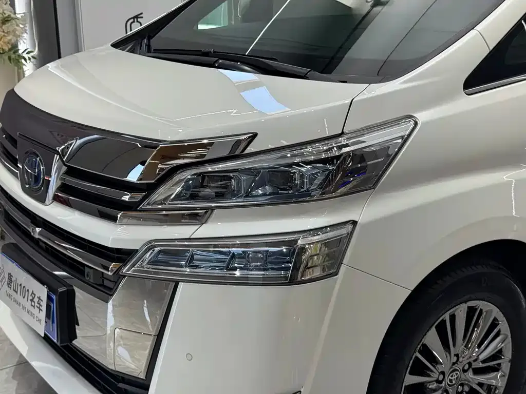 Toyota Vellfire 2021 из CN, фото 4