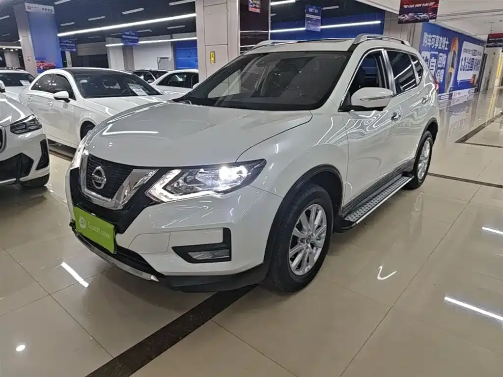 Nissan X-Trail — фото 8