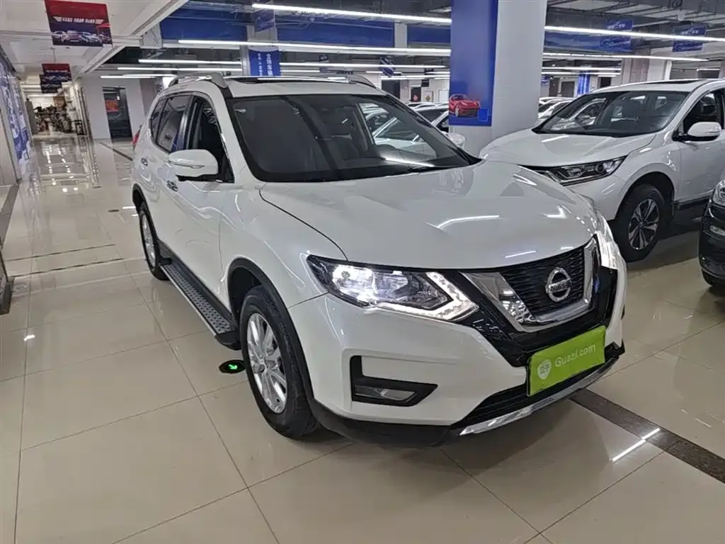 Nissan X-Trail — фото 7