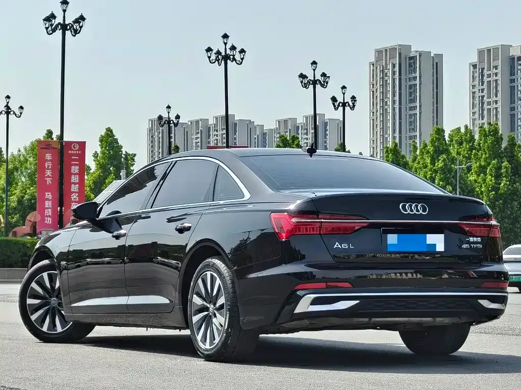 Audi A6L — фото 3