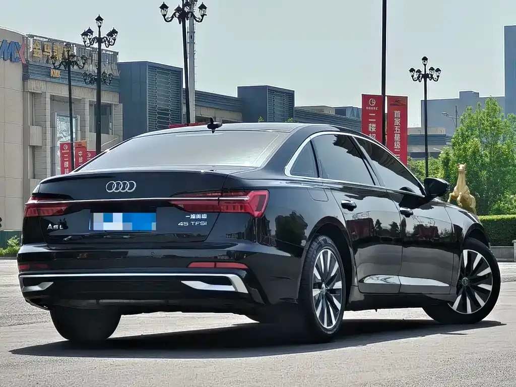 Audi A6L — фото 6