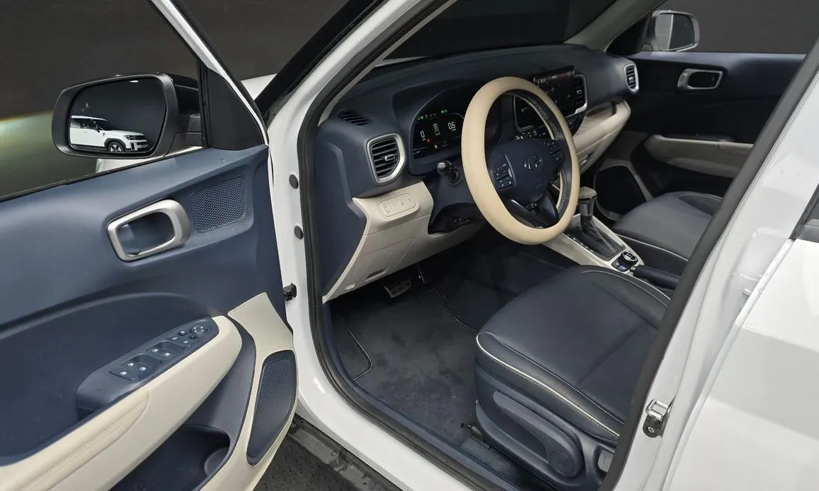 Hyundai Venue 2023 из KR, фото 10
