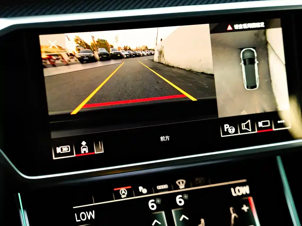 Audi RS 6 2025 из CN, фото 9