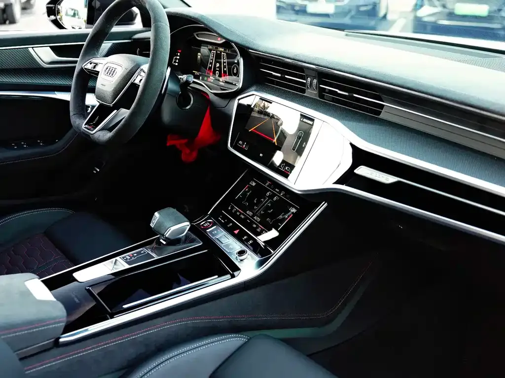 Audi RS 6 2025 из CN, фото 10