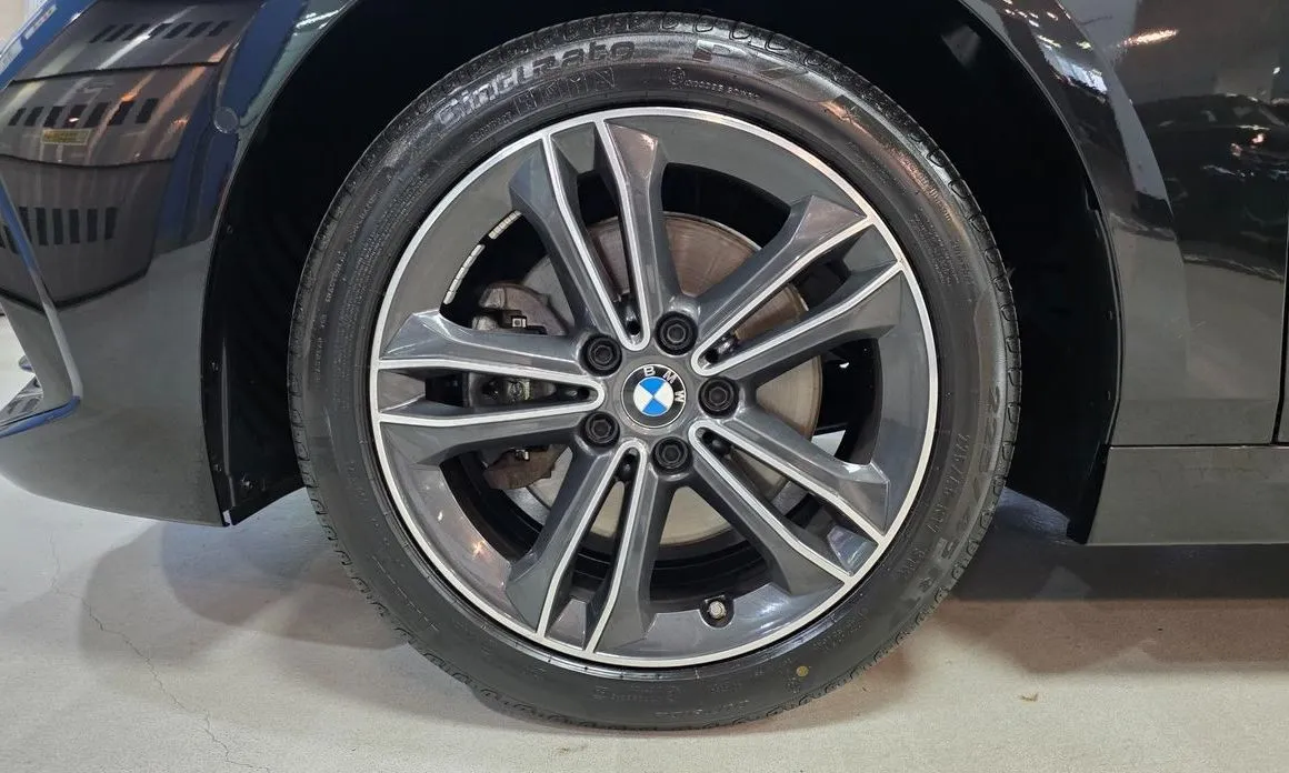 BMW 1-Series 2021 из KR, фото 10