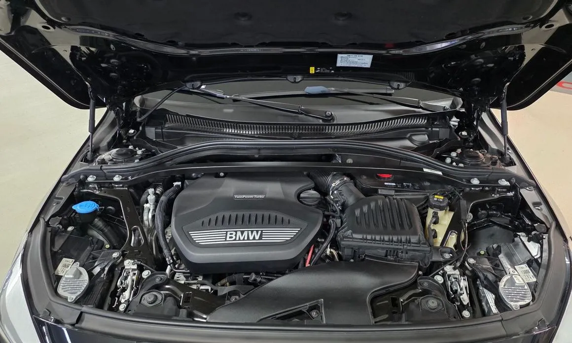 BMW 1-Series 2021 из KR, фото 9