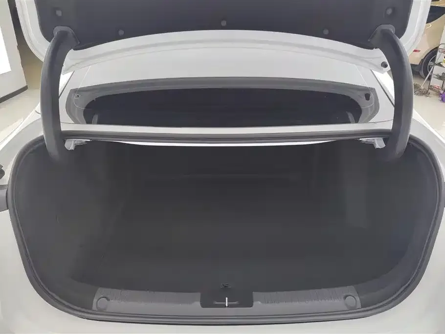 Geely Galaxy L6 — фото 2