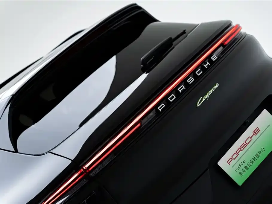 Porsche Cayenne Hybrid — фото 3