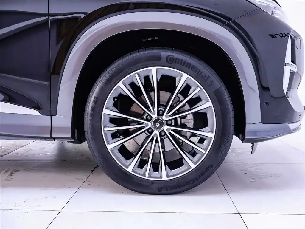 Audi Q6 2022 из CN, фото 3