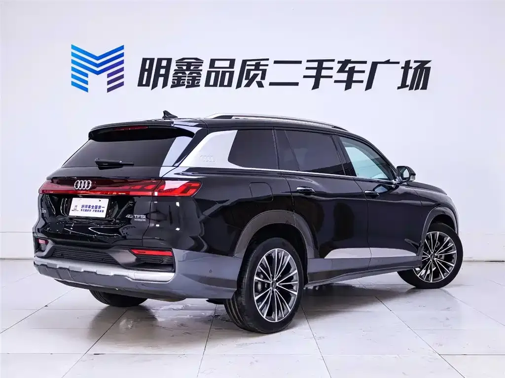 Audi Q6 2022 из CN, фото 5