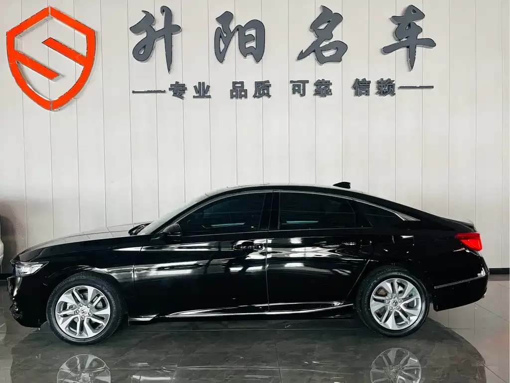 Honda Accord — фото 2