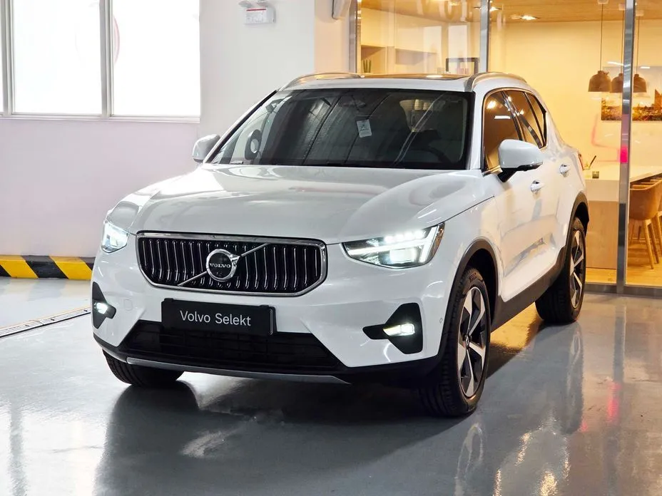 Volvo XC40 2026 из KR, фото 1
