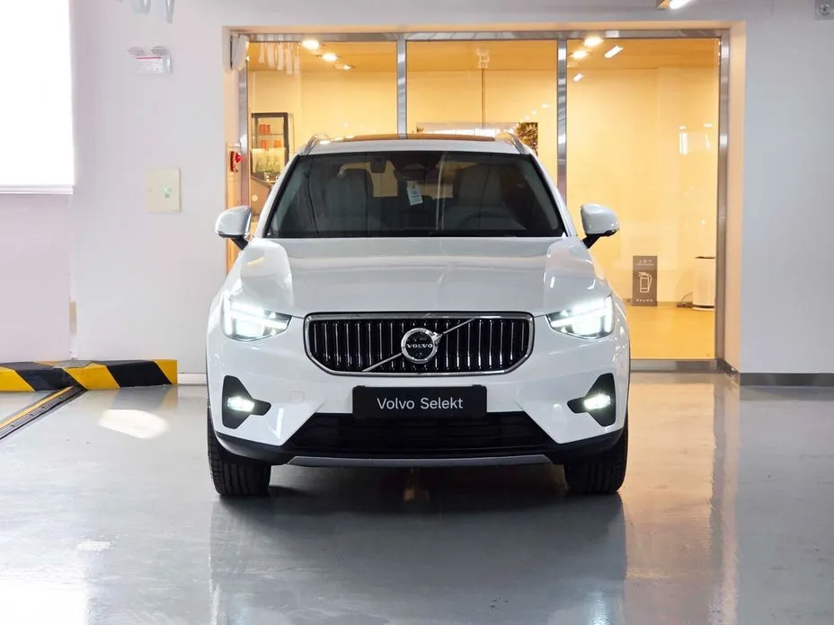 Volvo XC40 2026 из KR, фото 7
