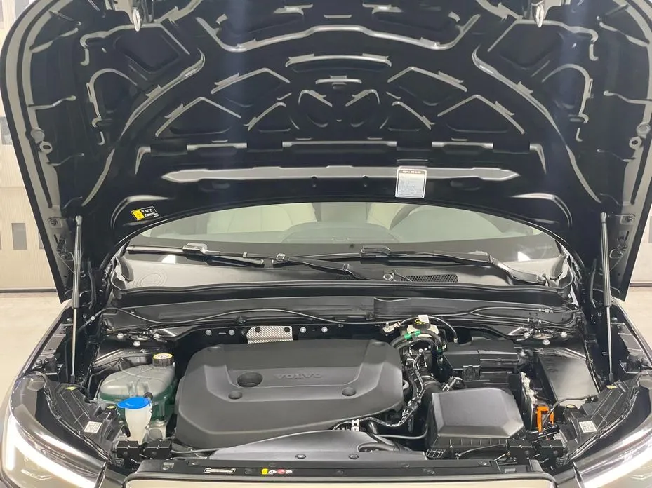 Volvo XC40 2026 из KR, фото 10