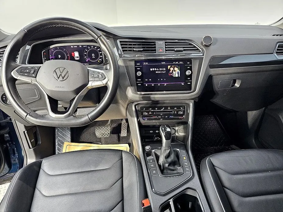 Volkswagen Tiguan 2023 из KR, фото 2
