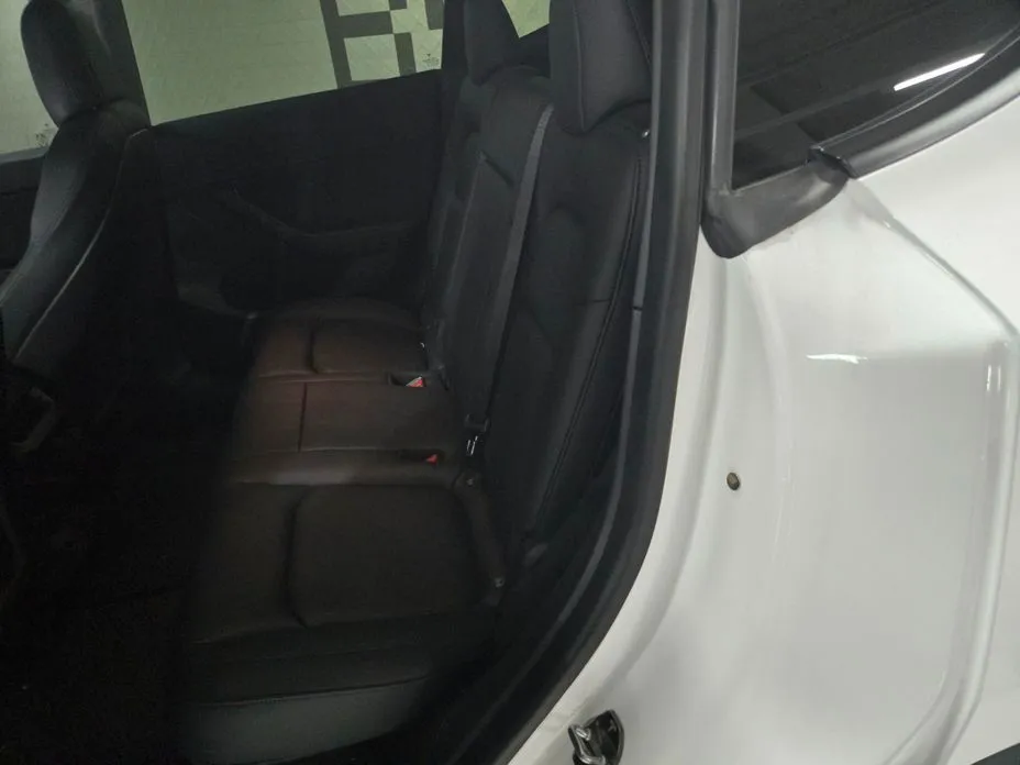 Tesla Model Y 2021 из KR, фото 4