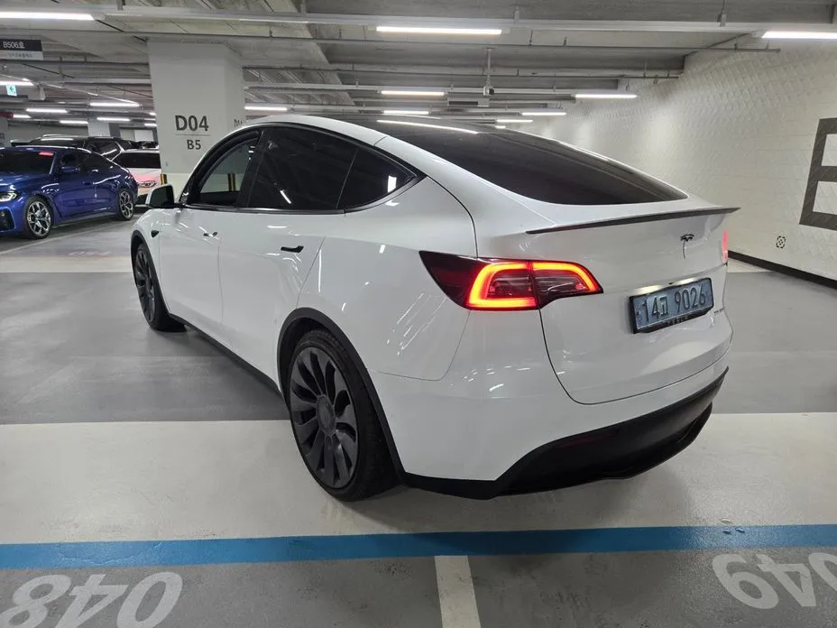 Tesla Model Y 2021 из KR, фото 3
