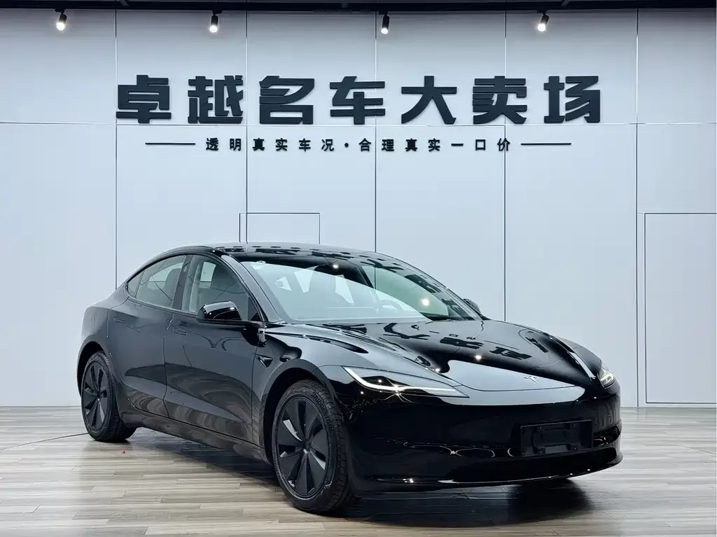 Tesla Model 3 — фото 2