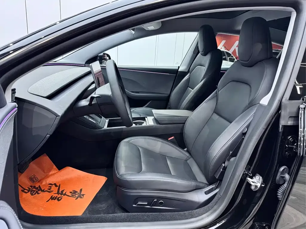Tesla Model 3 — фото 3