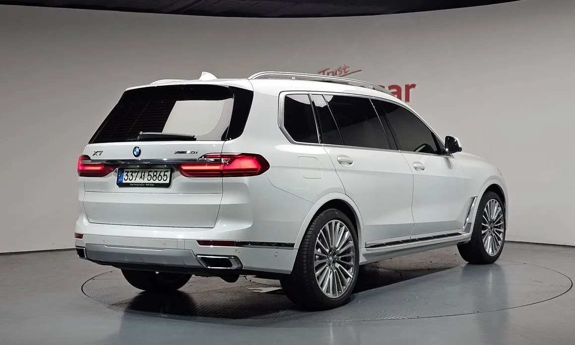 BMW X7 2021 из KR, фото 8