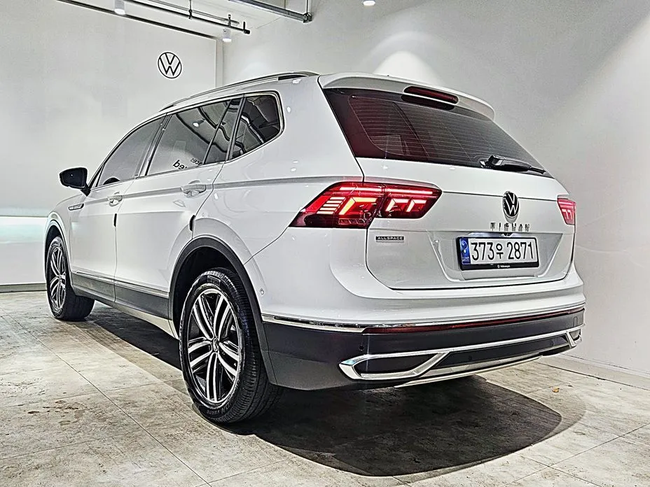 Volkswagen Tiguan 2023 из KR, фото 9