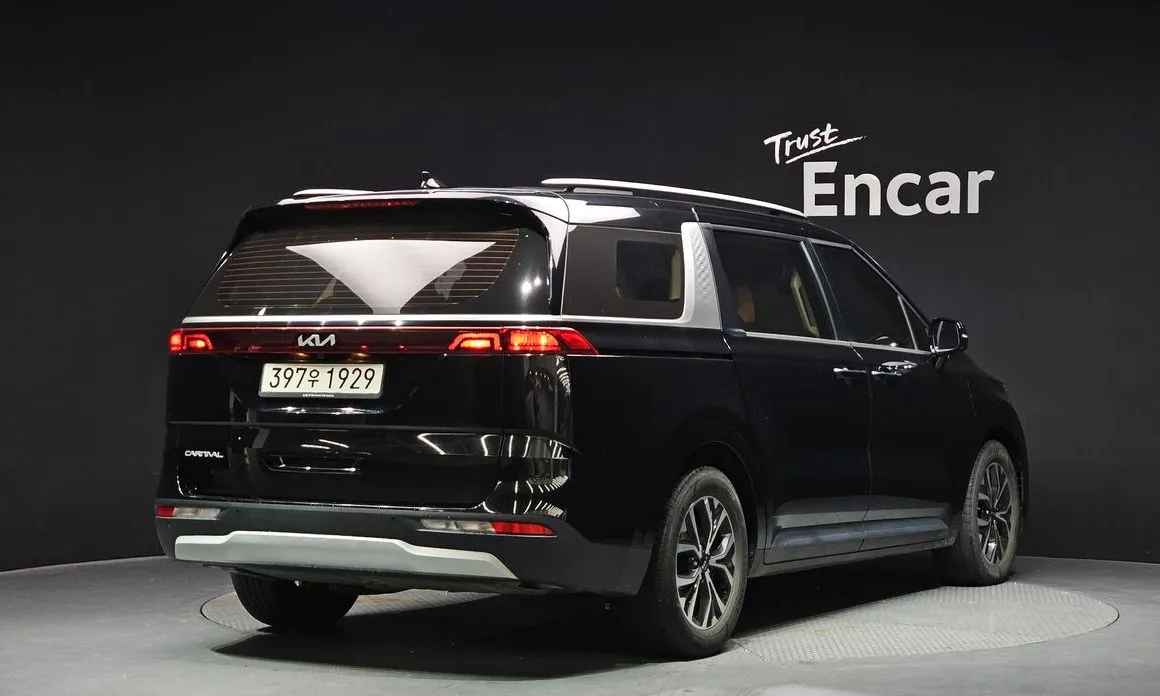 Kia Carnival — фото 2