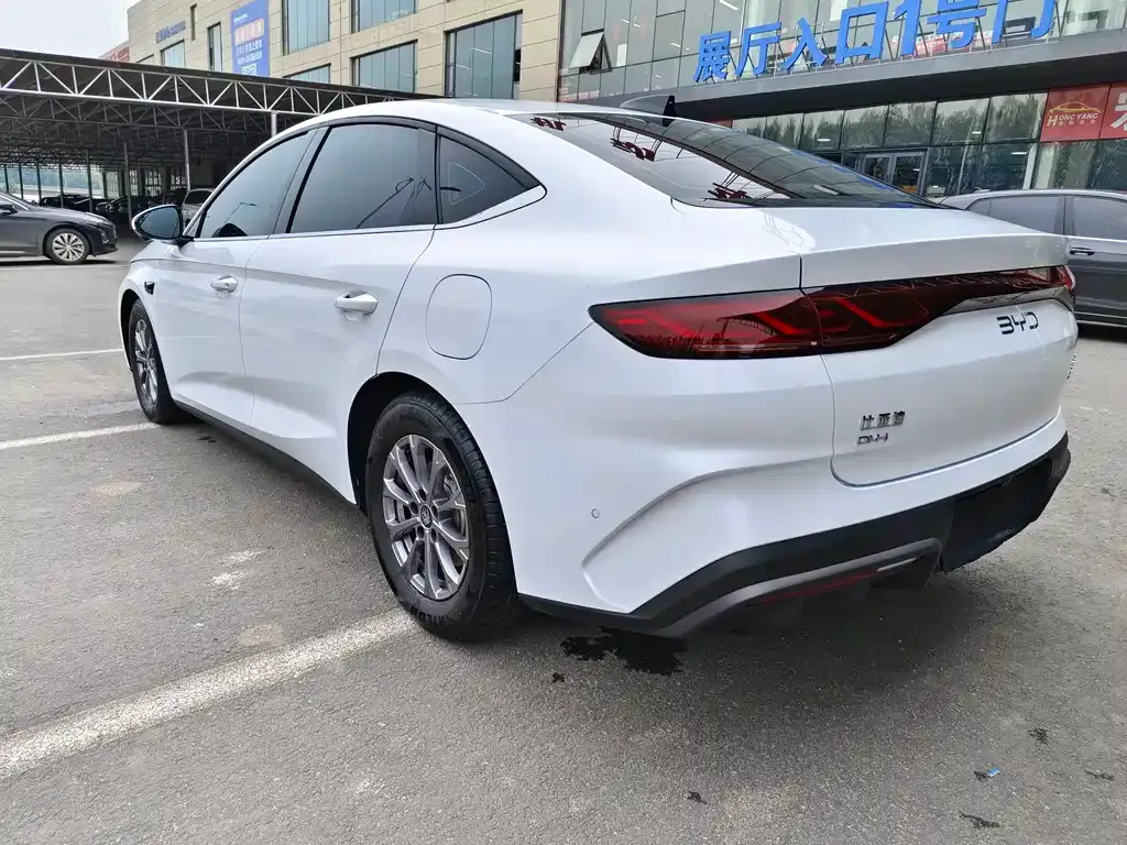 BYD Qin L — фото 8