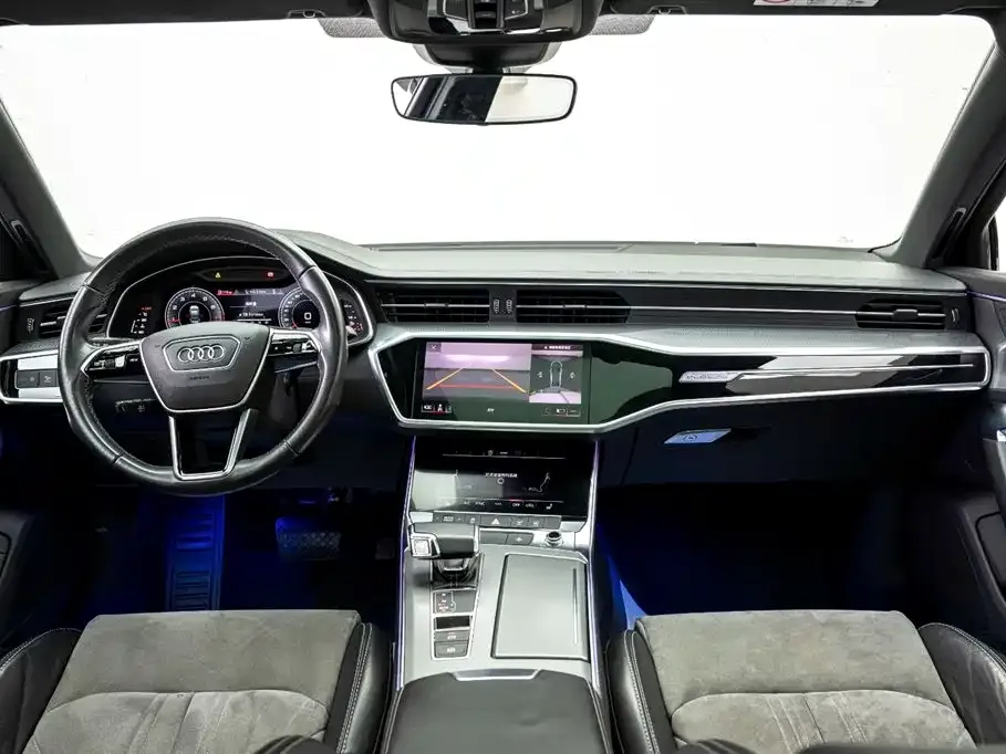 Audi A6L — фото 7