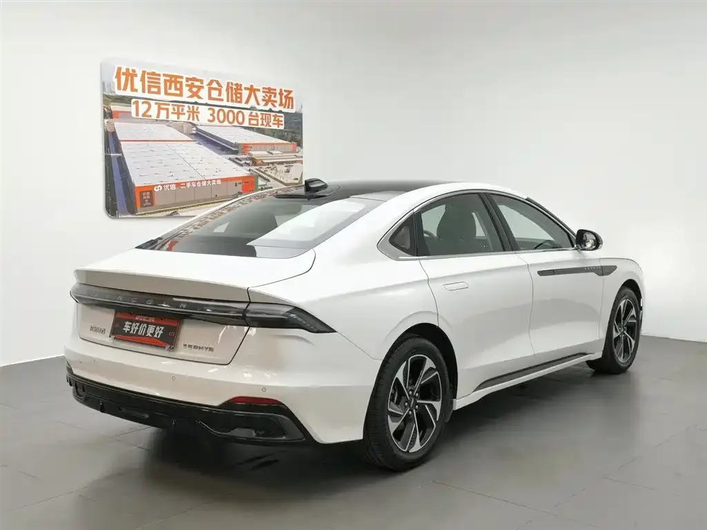 Lincoln Z 2023 из CN, фото 8