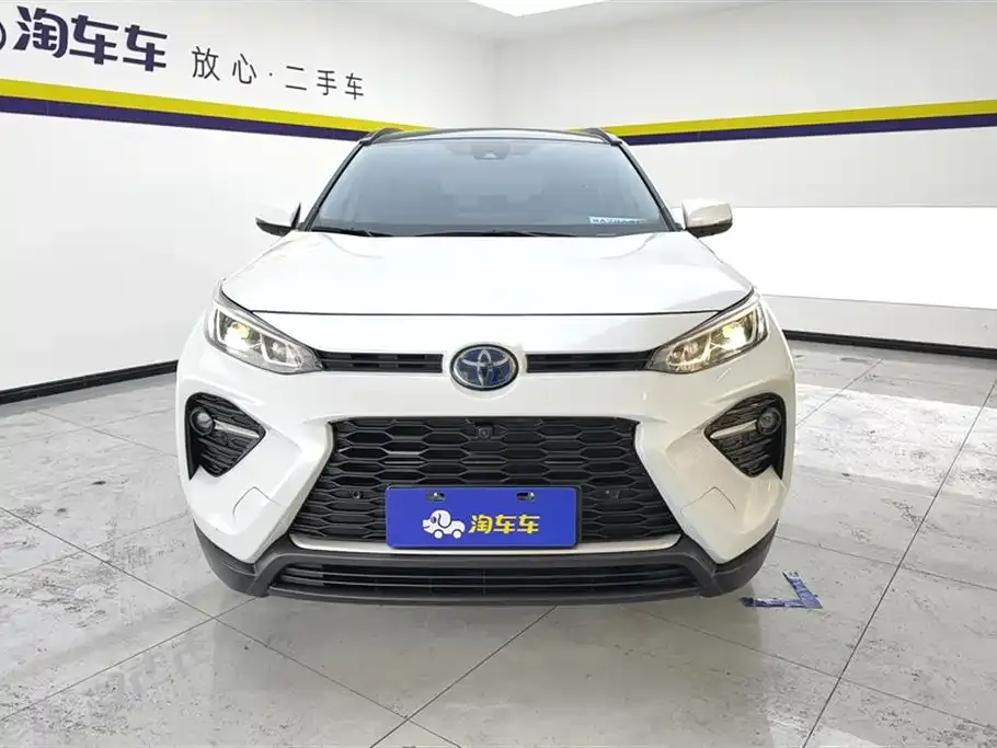 Toyota Wildlander — фото 8