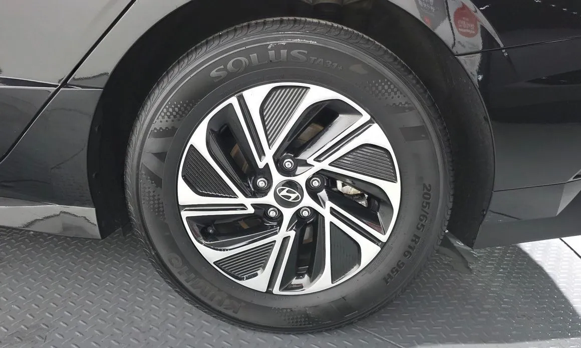Hyundai Sonata 2024 из KR, фото 9