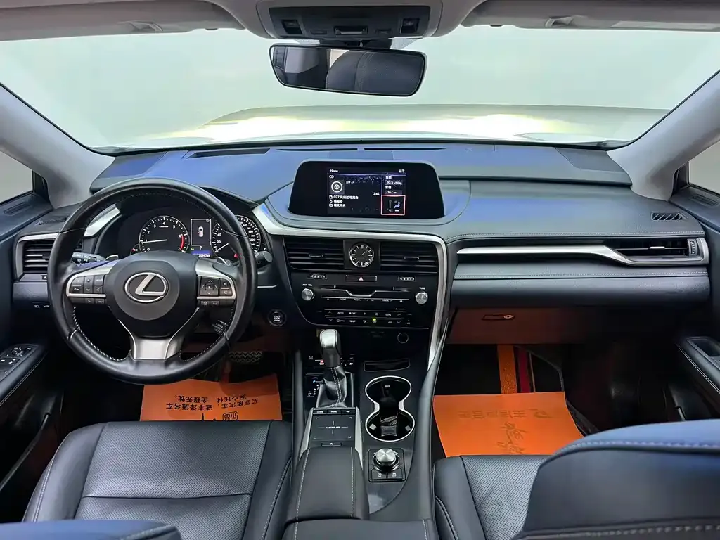 Lexus RX — фото 10
