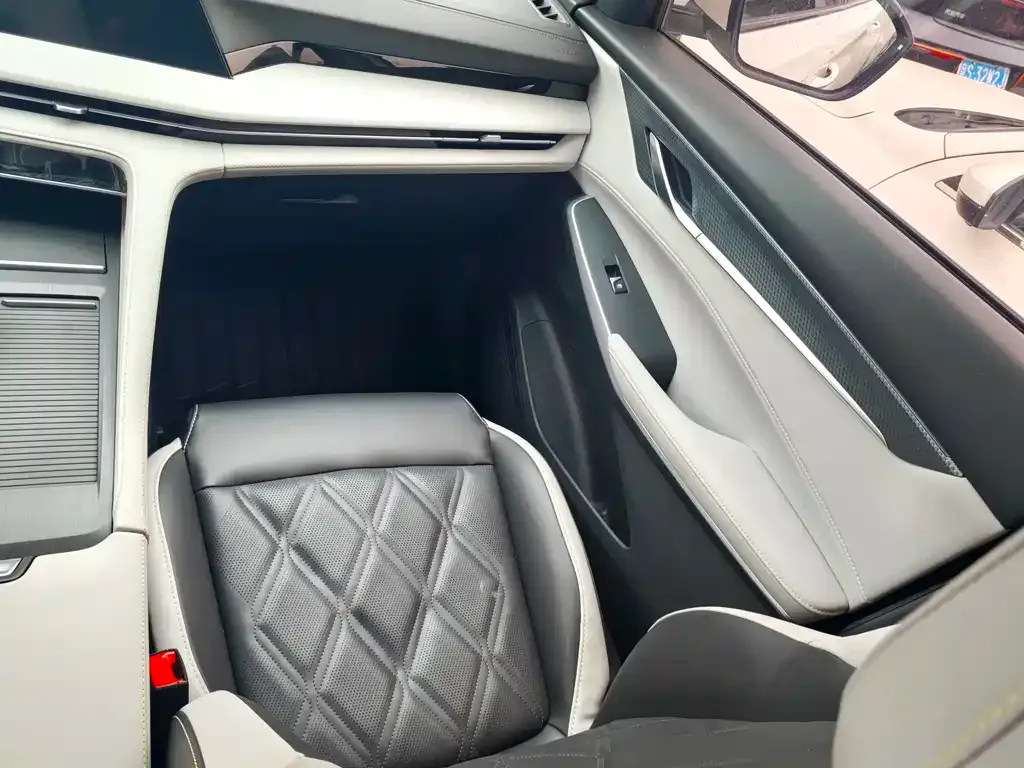 Changan CS75PLUS 2024 из CN, фото 8