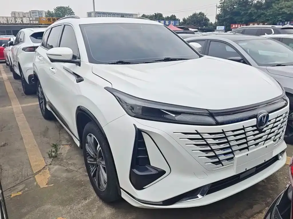 Changan CS75PLUS 2024 из CN, фото 4