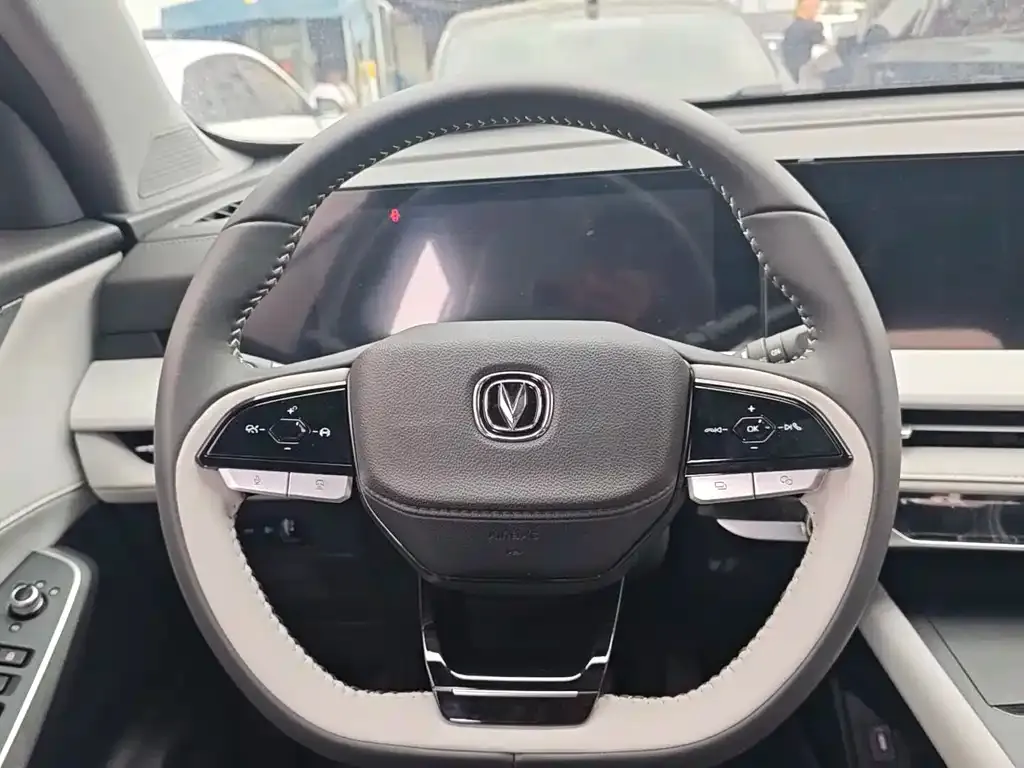 Changan CS75PLUS 2024 из CN, фото 10