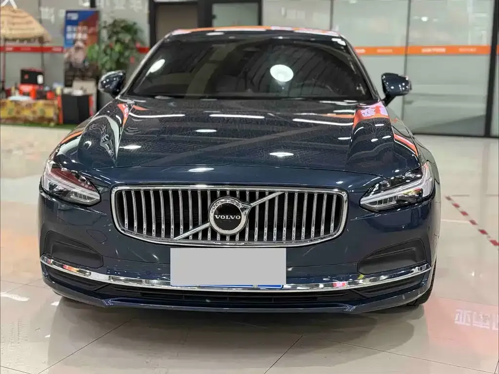 Volvo S90 — фото 9
