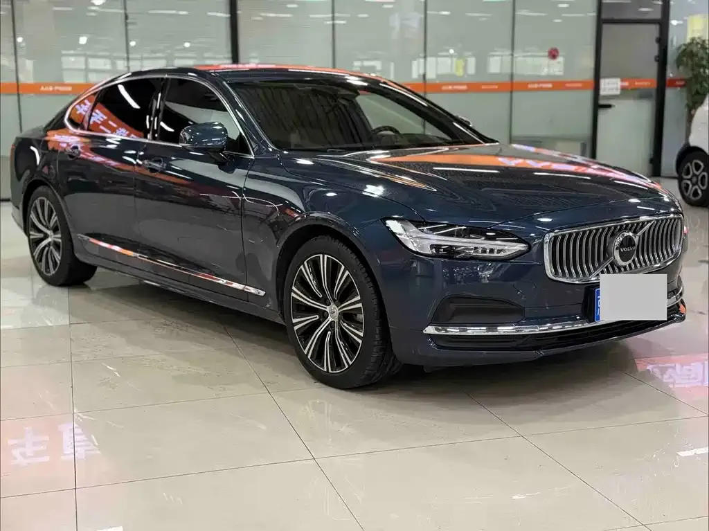 Volvo S90 — фото 8