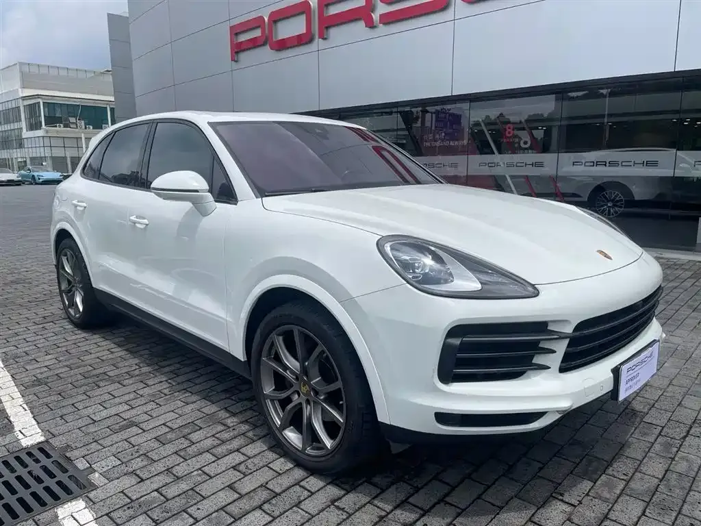 Porsche Cayenne — фото 9