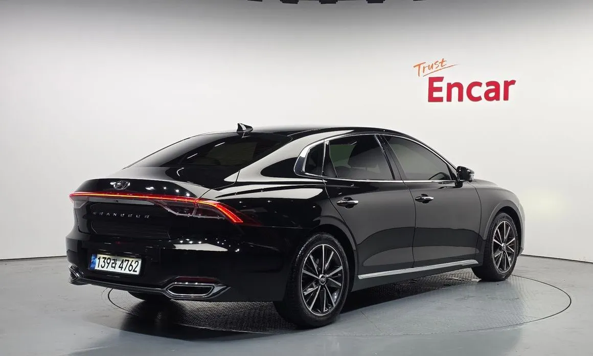 Hyundai Grandeur 2022 из KR, фото 3