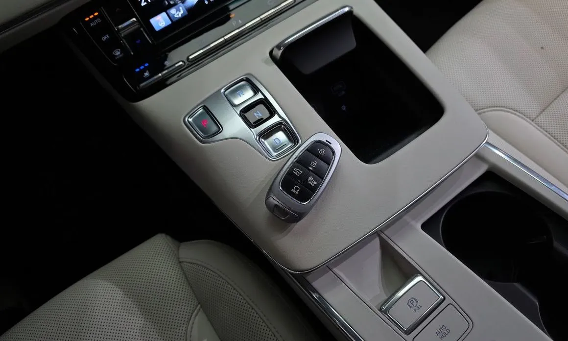Hyundai Grandeur 2022 из KR, фото 6