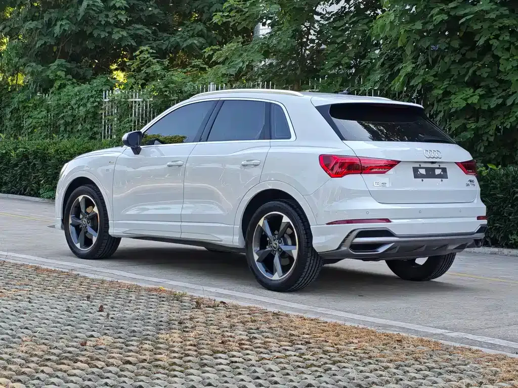 Audi Q3 — фото 5