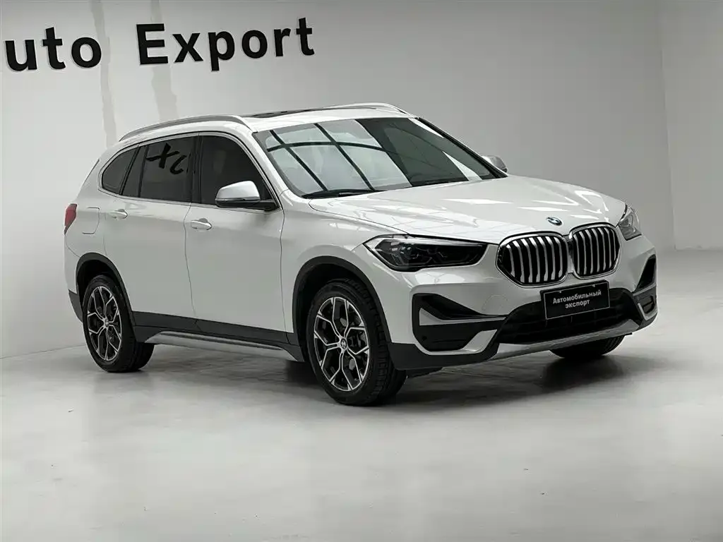BMW X1 — фото 5