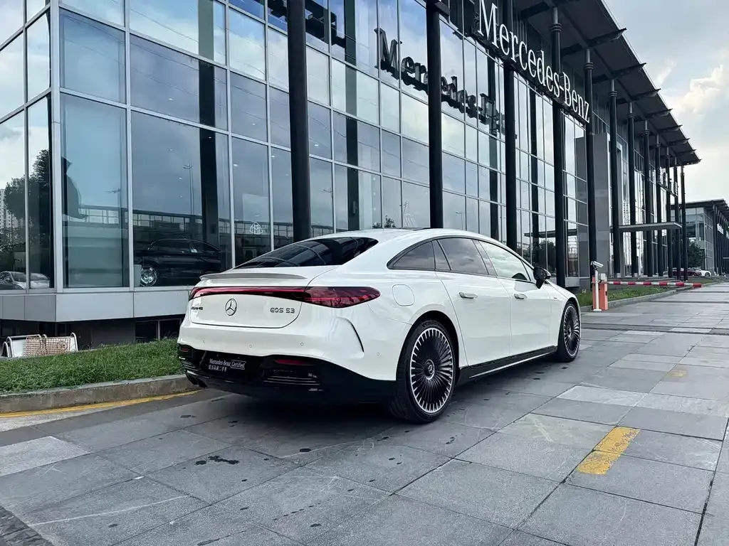 Mercedes-Benz EQS AMG 2026 из CN, фото 7
