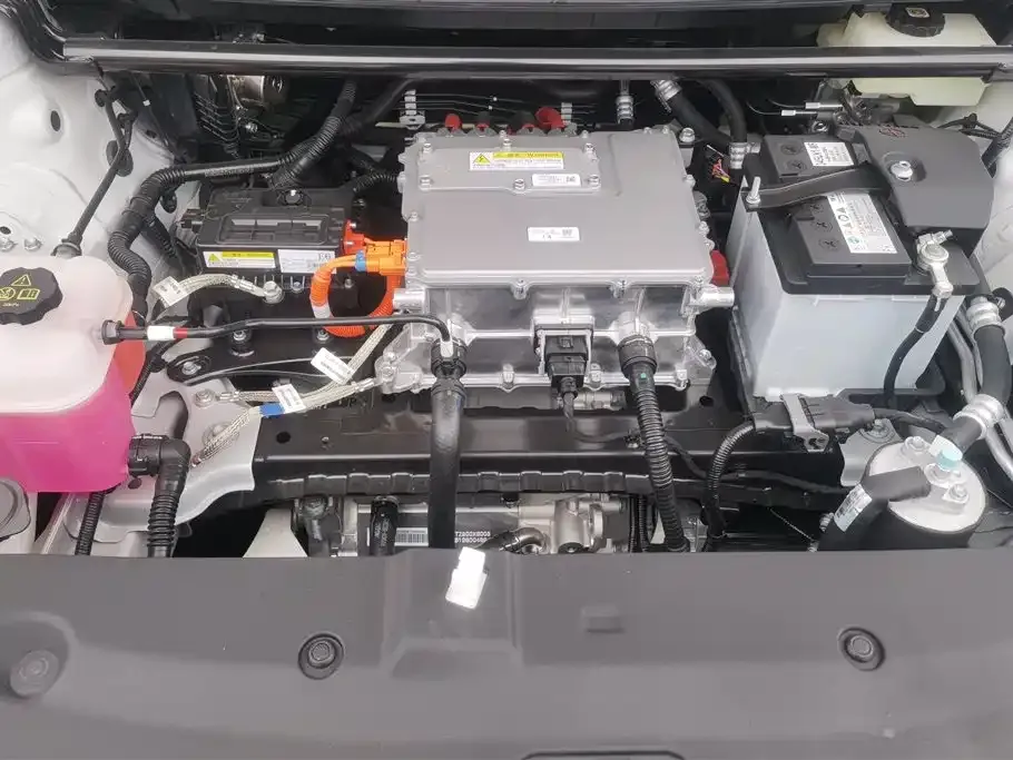 Toyota bZ5 2026 из CN, фото 4