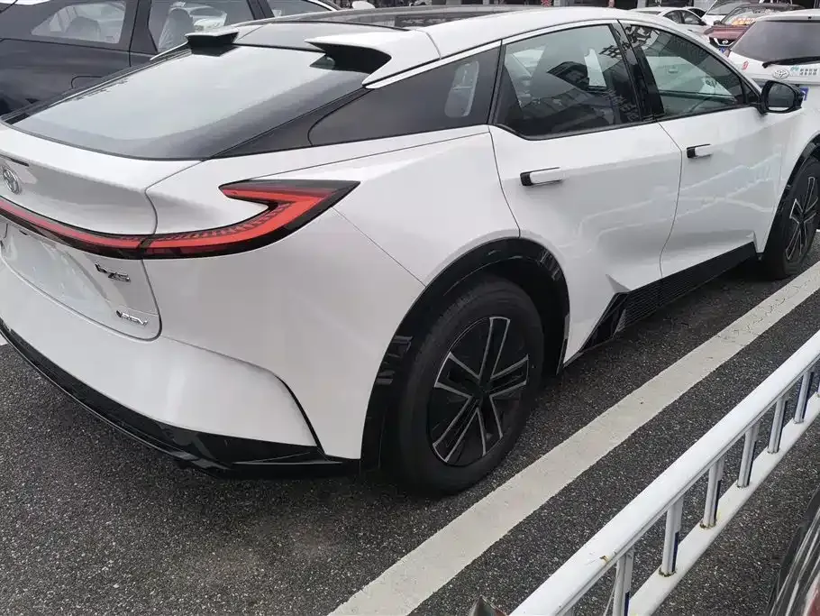 Toyota bZ5 2026 из CN, фото 8