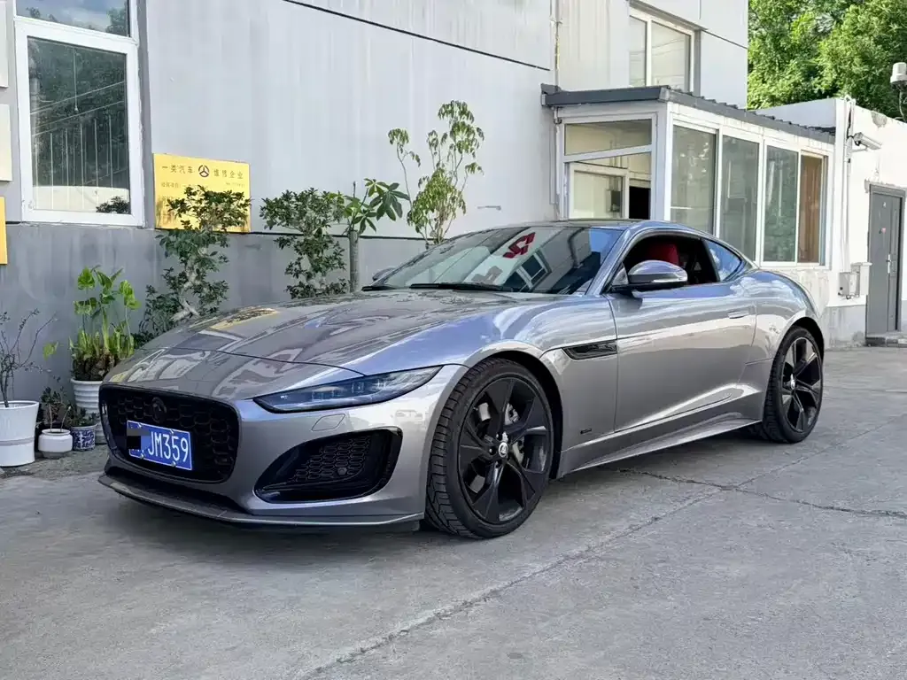 Jaguar F-TYPE