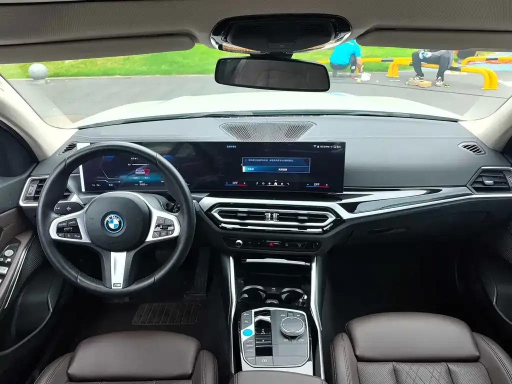 BMW i3 — фото 3
