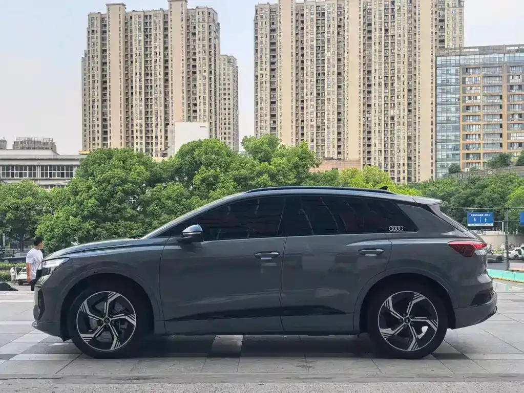 Audi Q4 e-tron 2023 из CN, фото 7