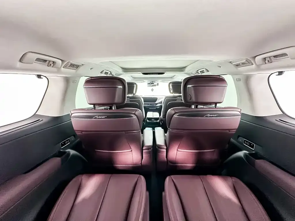 Buick Century 2023 из CN, фото 7